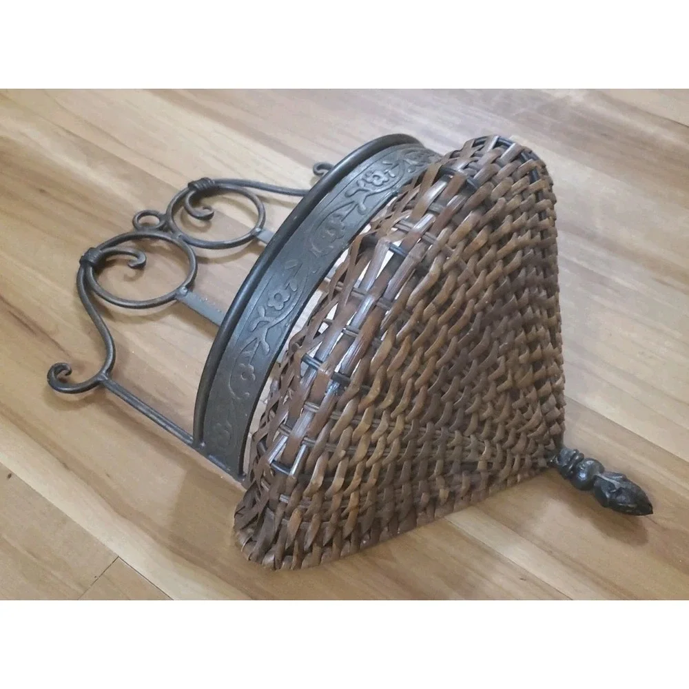 Vintage Wicker Front Door Basket Wicker And Metal Decorative Wall Basket